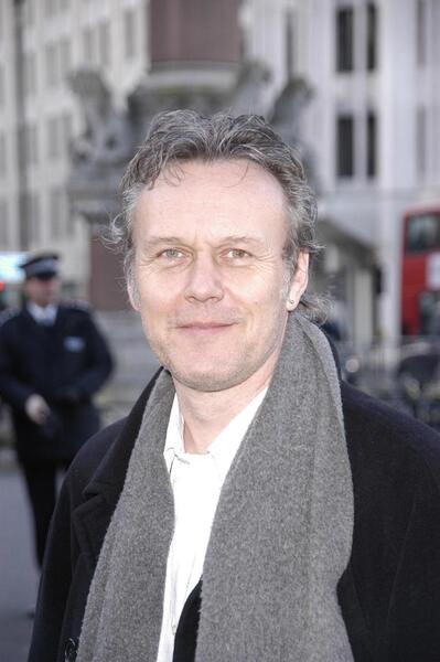 Giles · Actors